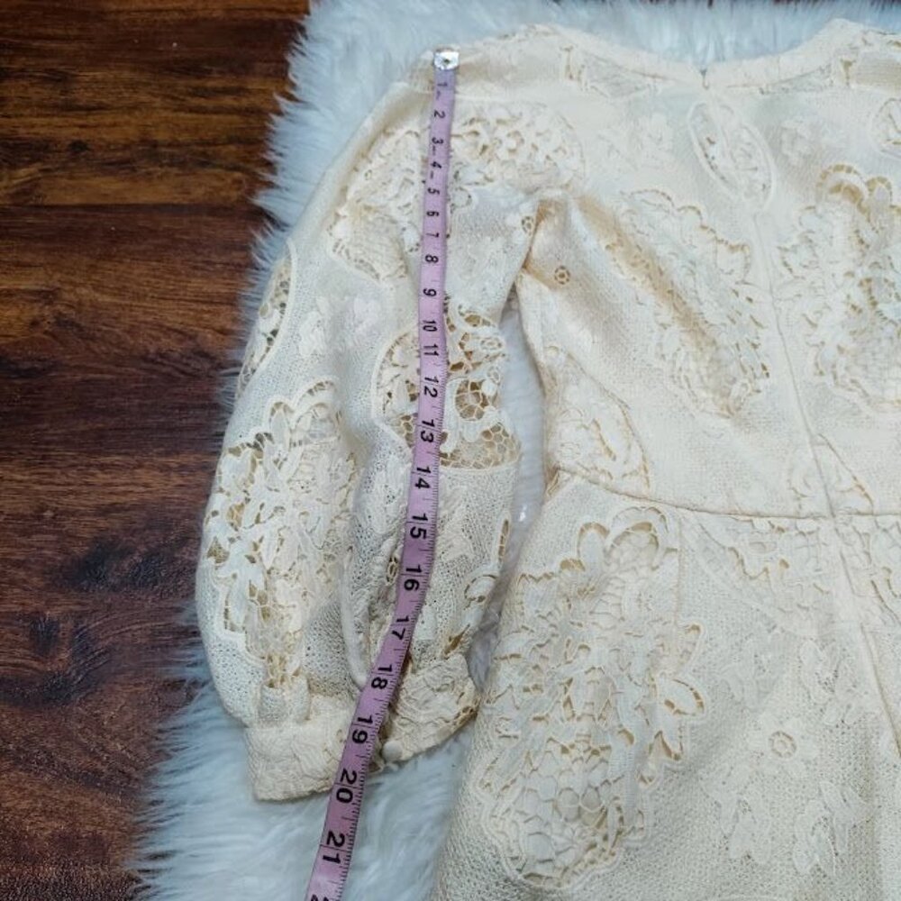 NWT Maje Ilou Guipure Lace Womens Large 3/4 Sleeve V-Neck Playsuit Romper Nude - Picture 15 of 15